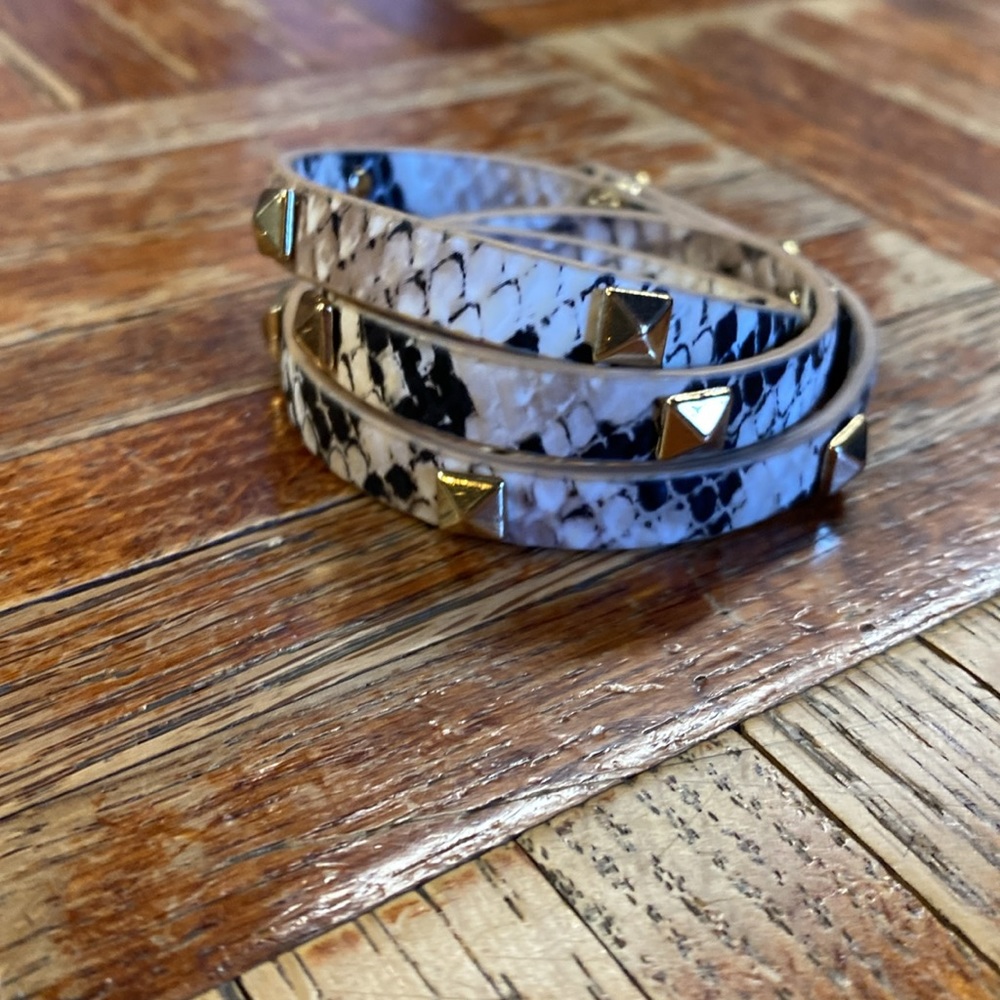 Premier Designs Leather wrap bracelet